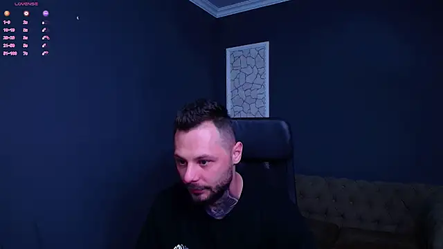 Snapshot of BrianHunts chatting on 10/27/25, 05:22 BrianHunts online show from 10/27/25, 05:22