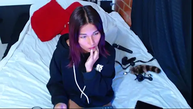 Sofynix online show from 12/16/25, 09:42