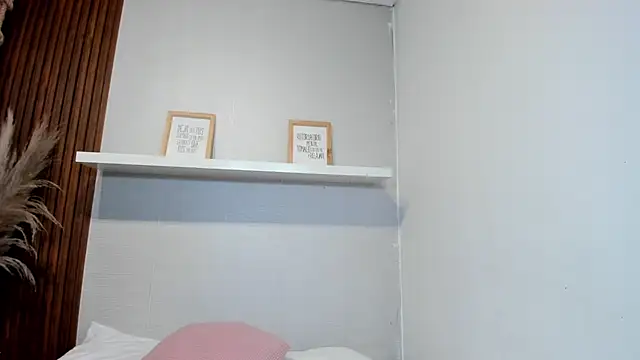 LANA-JONNES online show from 01/17/26, 10:13