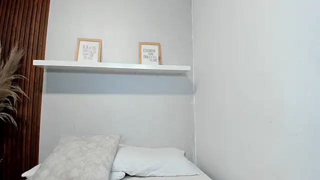 LANA-JONNES online show from 01/19/26, 04:16