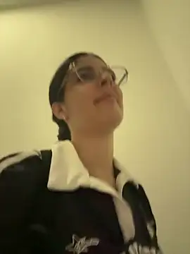  Niah  online show from 01/06/26, 08:34