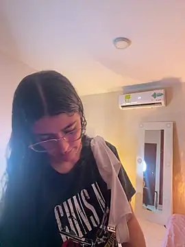  Niah  online show from 02/11/26, 09:09