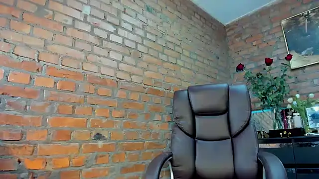 MistressMilana online show from 03/07/26, 02:47