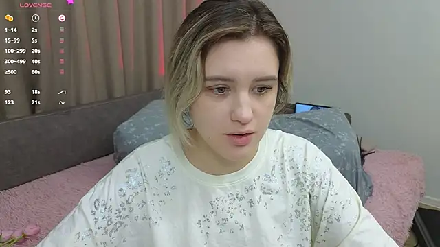 Snapshot of dusyastar chatting on 12/23/24, 03:01 dusyastar online show from 12/23/24, 03:01