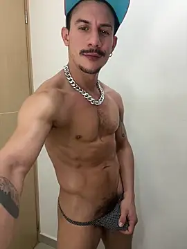 Snapshot of lazzon_bastion chatting on 06/16/26, 01:30 lazzon bastion online show from 06/16/26, 01:30