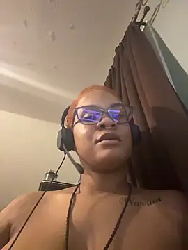 nickytheehawtie online show from 03/15/26, 04:29