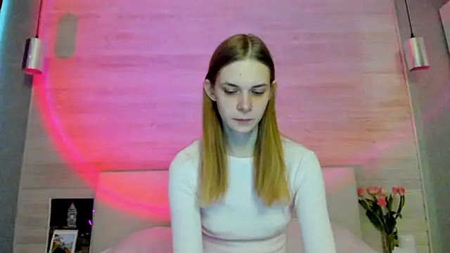 molly hunt  online show from 03/06/26, 03:47