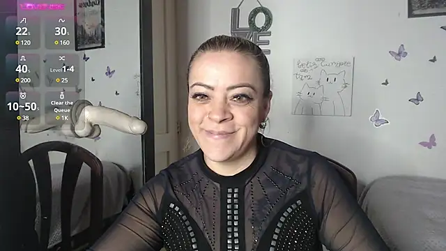 Snapshot of LIila28six chatting on 02/15/25, 12:26 LIila28six online show from 02/15/25, 12:26