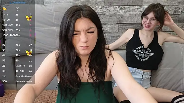 Vika loves you online show from 04/20/26, 02:03