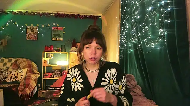 ClancyMorissey online show from 12/16/25, 06:57