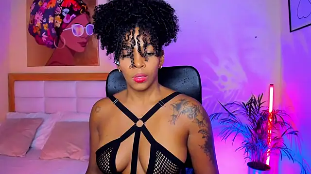 AitanaBrown  online show from 04/12/26, 02:33