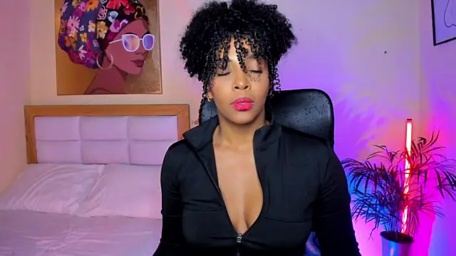 AitanaBrown  online show from 04/17/26, 09:29