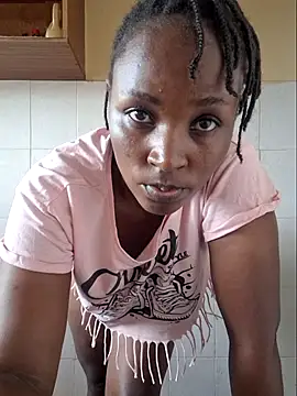 Snapshot of Samia_Queen chatting on 10/09/25, 10:35 Samia Queen online show from 10/09/25, 10:35