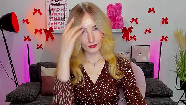 bella  rose online show from 02/18/25, 01:11