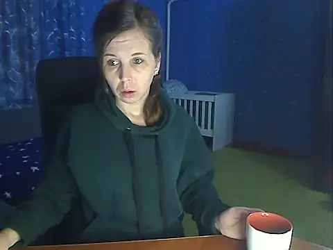 loveis007 online show from 12/19/25, 03:24