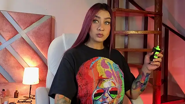  kelly hous36 online show from 12/04/25, 11:30