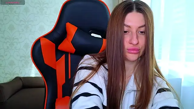 Snapshot of Elishka_ chatting on 05/01/26, 05:45 Elishka online show from 05/01/26, 05:45