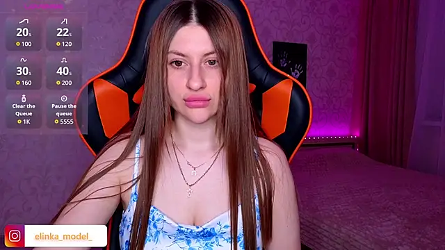 Snapshot of Elishka_ chatting on 06/17/26, 07:37 Elishka online show from 06/17/26, 07:37