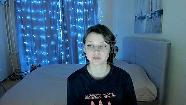 SoniNesti online show from 02/19/25, 02:12