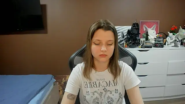 Snapshot of SoniNesti chatting on 07/07/26, 03:05 SoniNesti online show from 07/07/26, 03:05
