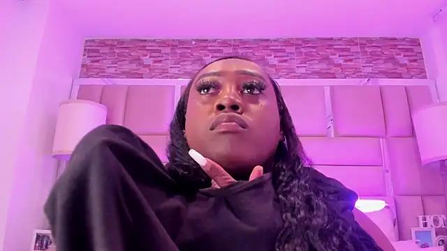 ShaniaBrownn online show from 03/14/26, 07:41