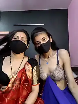 cutee  crazy online show from 03/24/26, 02:44