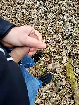 Snapshot of Boring_one chatting on 02/26/25, 02:36 Boring one online show from 02/26/25, 02:36