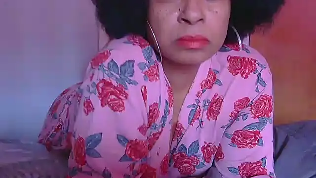 MSweetLindaParks online show from 11/14/25, 04:06