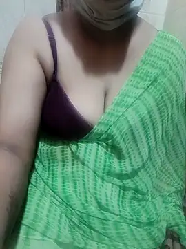 Snapshot of sangeetha4bide chatting on 10/12/25, 06:12 sangeetha4bide online show from 10/12/25, 06:12