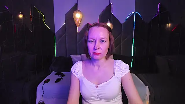 NikaGentle online show from 11/29/25, 05:43