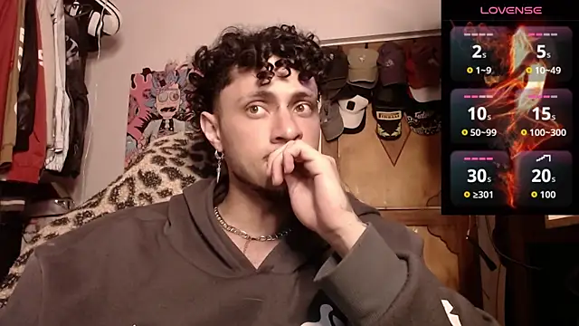 Apolo S online show from 04/18/26, 03:10