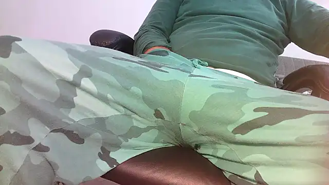 Snapshot of Red_Maister chatting on 02/22/26, 12:56 Red Maister online show from 02/22/26, 12:56