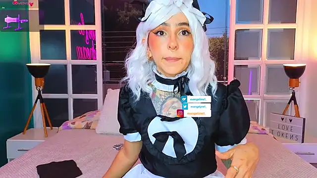 Snapshot of Evangelyne_1 chatting on 01/18/25, 03:38 Evangelyne 1 online show from 01/18/25, 03:38