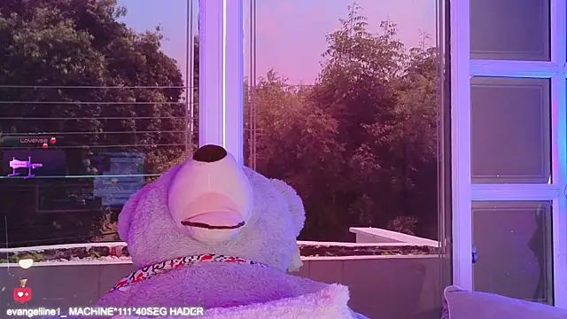 Snapshot of Evangelyne_1 chatting on 03/02/25, 06:51 Evangelyne 1 online show from 03/02/25, 06:51