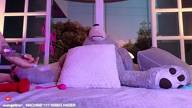 Snapshot of Evangelyne_1 chatting on 03/10/25, 07:29 Evangelyne 1 online show from 03/10/25, 07:29