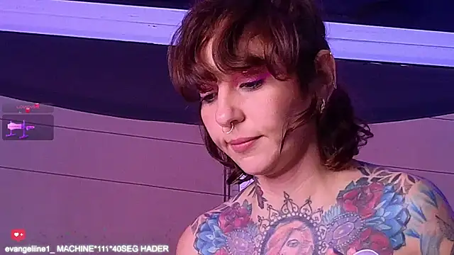 Snapshot of Evangelyne_1 chatting on 03/14/25, 09:43 Evangelyne 1 online show from 03/14/25, 09:43