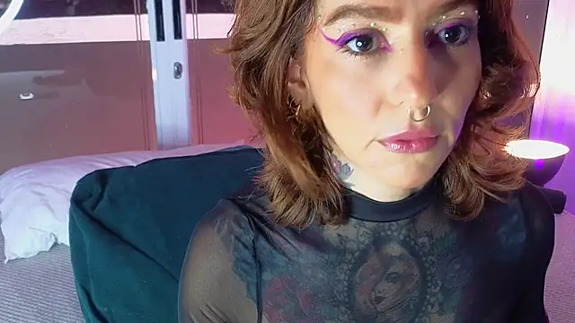 Snapshot of Evangelyne_1 chatting on 09/16/25, 05:36 Evangelyne 1 online show from 09/16/25, 05:36