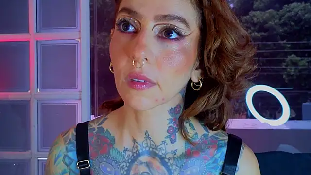 Snapshot of Evangelyne_1 chatting on 09/18/25, 03:58 Evangelyne 1 online show from 09/18/25, 03:58