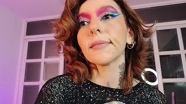 Snapshot of Evangelyne_1 chatting on 09/25/25, 03:49 Evangelyne 1 online show from 09/25/25, 03:49