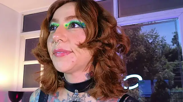 Snapshot of Evangelyne_1 chatting on 09/30/25, 03:50 Evangelyne 1 online show from 09/30/25, 03:50