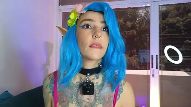 Snapshot of Evangelyne_1 chatting on 10/12/25, 03:44 Evangelyne 1 online show from 10/12/25, 03:44