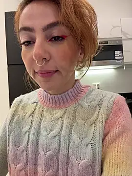 Snapshot of Evangelyne_1 chatting on 11/25/25, 03:01 Evangelyne 1 online show from 11/25/25, 03:01