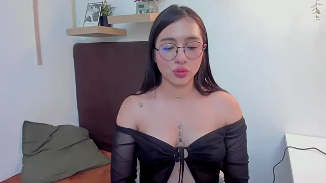 isabella jade online show from 01/21/25, 10:30
