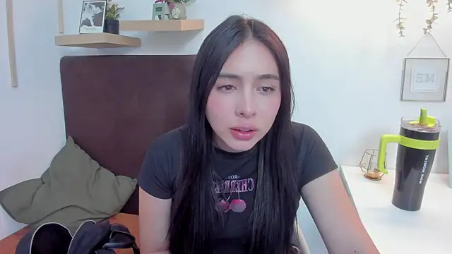 isabella jade online show from 01/30/25, 07:37