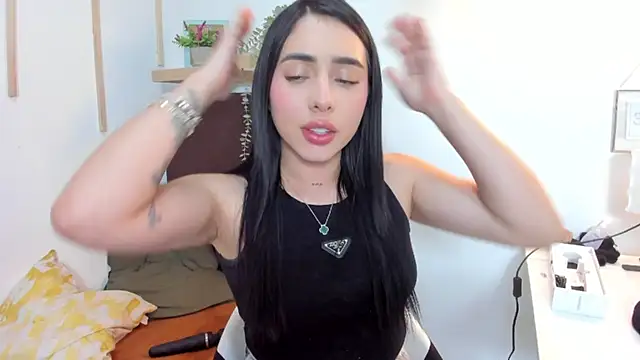 isabella jade online show from 03/11/25, 10:31