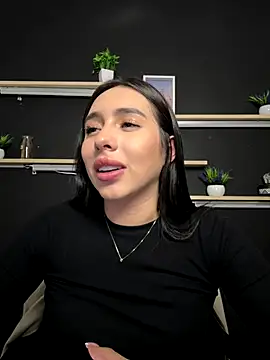 isabella jade online show from 11/28/25, 10:34