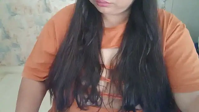 Snapshot of yoursnishaa chatting on 04/02/26, 10:57 yoursnishaa online show from 04/02/26, 10:57