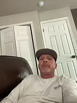 MoneyedOverlap online show from 12/20/24, 10:32