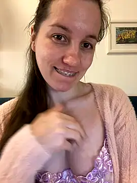 Nicole-Ray online show from 10/24/25, 05:48