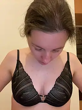 Nicole-Ray online show from 04/23/26, 08:11